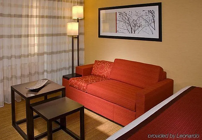 Courtyard By Marriott Phoenix Airport Hotel