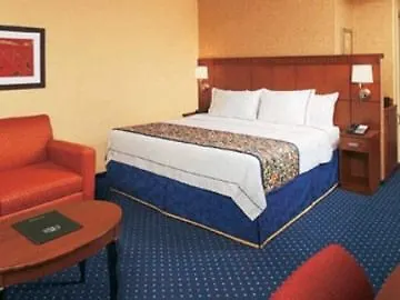 Courtyard By Marriott Phoenix Airport Hotel